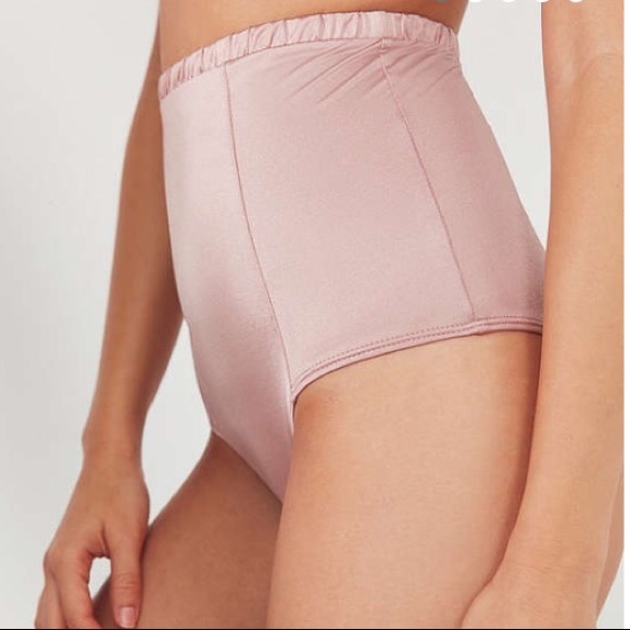 💞UOOutFromUnderHighWaistedRoseSilkyUndiesLingerie - Picture 3 of 5